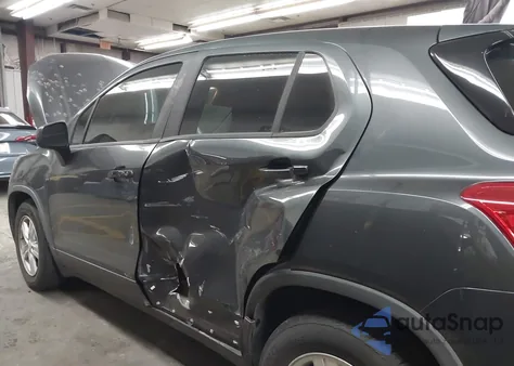 2020 Chevrolet Trax Fwd Ls из США, поврежденный, VIN 3GNCJKSB2LL204561